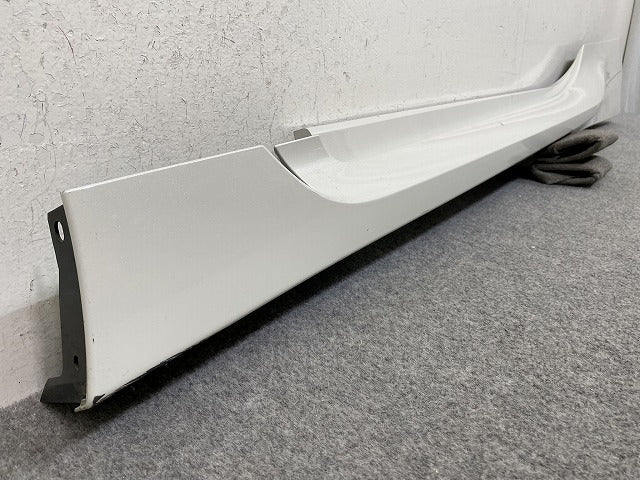 BRZ ZD8 左 サイドステップ/サイドスカート C190100420 クリスタルホワイトパール K1X スバル(151367)