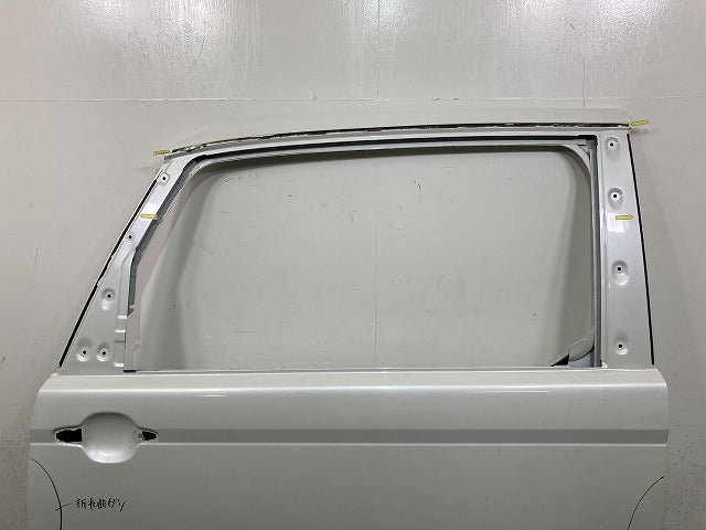 スペイド 140系/NSP140/NCP141/NCP145/NSP141 純正 右 フロント ドア スライドドア ホワイトパールクリスタルシャイン 070 トヨタ(151370)