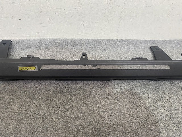 タフト LA900S/LA910S 純正 フロント バンパー ロア ガード プロテクター ガーニッシュ 52411-B2020 素地 ダイハツ(151371)