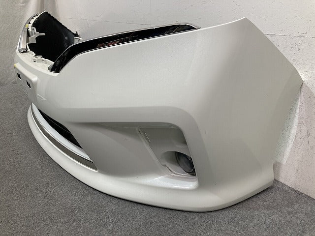 セレナ ハイウェイスター C26/FC26//HFC26 純正 前期 フロント バンパー フォグ付 62022 1VF0H ホワイト メタリック 日産(151384)