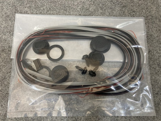 新品!ルーミー/タンク M900A/M910A 純正 右 サイドステップ/サイドスカート TRD 75850-DH000/10/MS344-B1001 未塗装 トヨタ(151387)