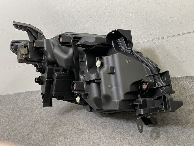 セレナ C28/NC28/FC28/GC28/GFC28 純正 左 ヘッドライト/ランプ レベライザーLED 刻印E LH KOITO 100-2379Y 日産(151411)