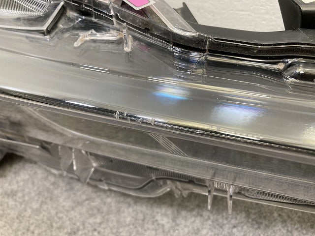 カローラ ツーリング 210系/NRE210W/ZRE212W/MZEA17W/MZEA12W 純正 右 ヘッドライト/ランプ LED 刻印U RH KOITO 12-633 トヨタ(151414)