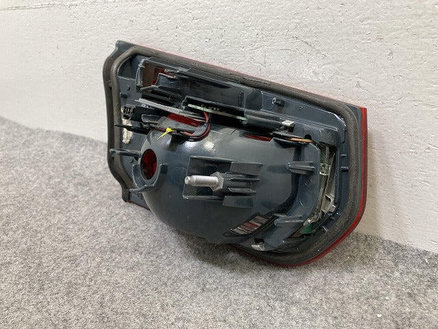 3シリーズ F30/F31 純正 前期 右 テールランプ/ライト/レンズ ハロゲン RH MOBIS 7259916-10 BMW(151444)