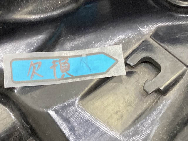 プリウス 50系/ZVW50/ZVW51/ZVW55 純正 前期 右 テールランプ/ライト/レンズ LED 刻印P RH ICHIKOH 47-77/87 トヨタ(151446)