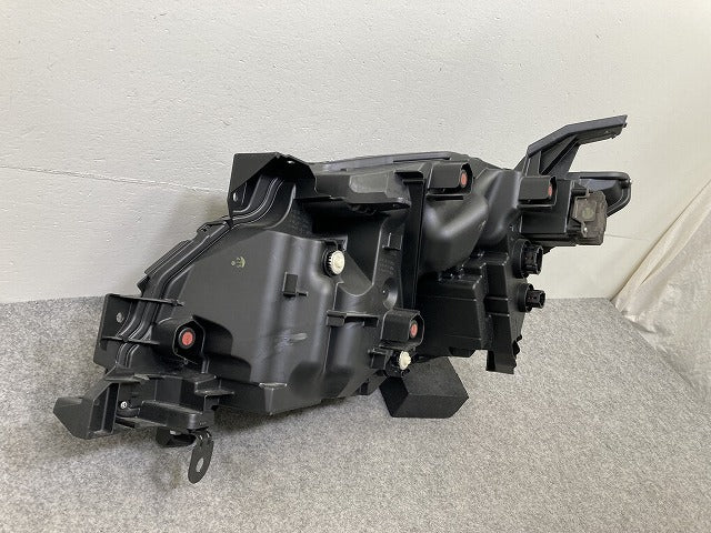 セレナ C28/GC28/FC28/GFC28 純正 前期 右 ヘッドライト/ランプ LED レベライザー 刻印E RH KOITO 100-2379Y 日産(151450)