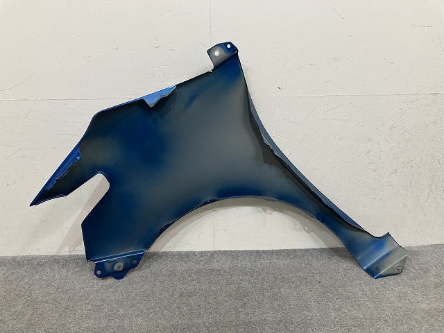 シエンタ 170系 NSP170G/NCP175G/NHP170G 純正 右 フロント フェンダー RH コバルトブルーメタリック 8T7 トヨタ(151457)