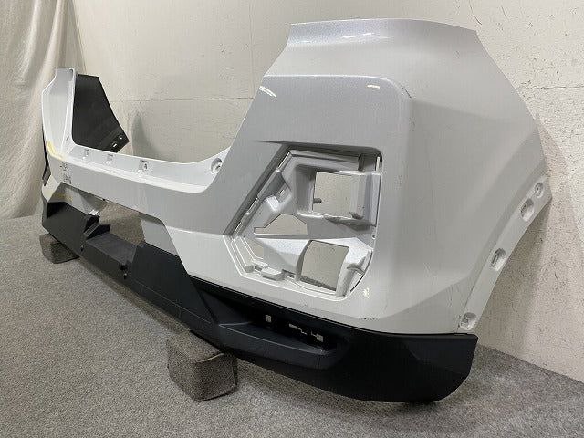 ライズ A200A/A210A/A201A/A202A 純正 リア バンパー スポイラー付 52169-B1030 シャイニングホワイトパール W25 トヨタ(151468)