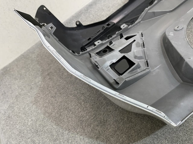 ライズ A200A/A210A/A201A/A202A 純正 リア バンパー スポイラー付 52169-B1030 シャイニングホワイトパール W25 トヨタ(151468)