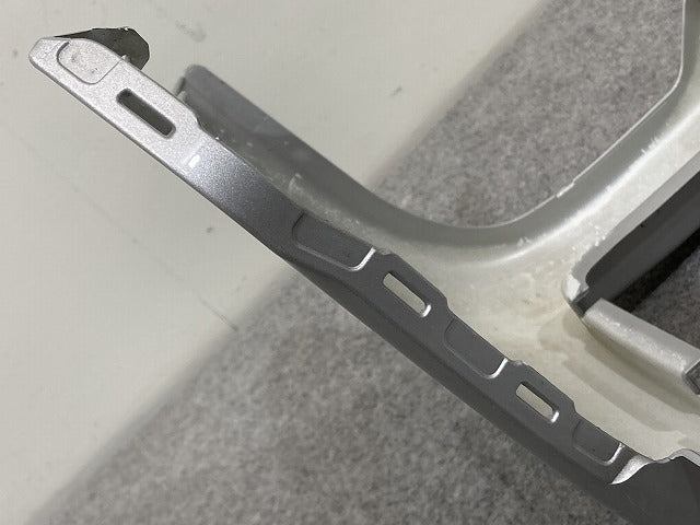 エブリィバン DA17V 純正 リア バンパー Rバンパー 71811-50T0 シルキーシルバーメタリック Z2S スズキ(151471)