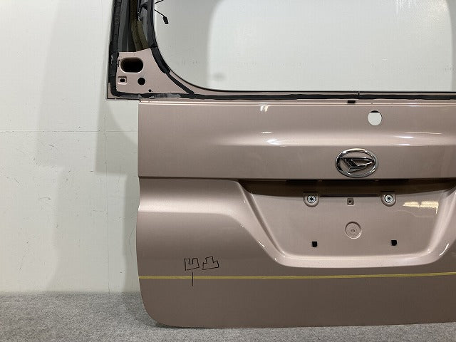 タント LA600S/LA610S 純正 リアゲート/バックドア/リアハッチ 内張り 67149-B2380 ライトローズマイカメタリックII T29 ダイハツ(151472)