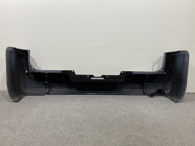 キャラバン NV350 標準 E26 純正 リア バンパー 85022 3XA0A ステルスグレー KBY 日産(151477)