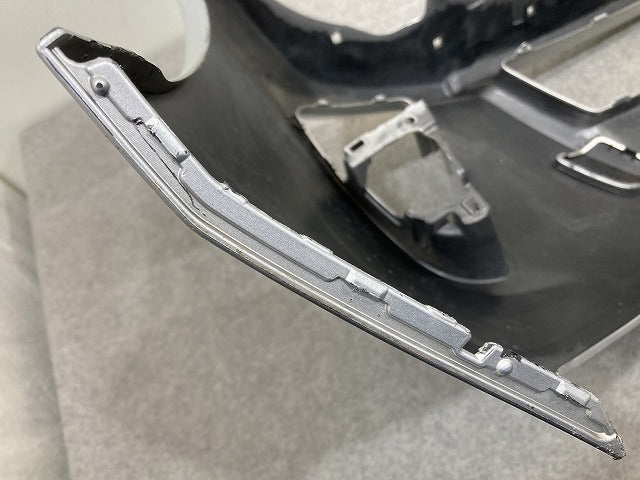 アクア/AQUA NHP10 純正 前期 フロント バンパー Fバンパー 52119-52620 シルバーメタリック 1F7 トヨタ(151481)
