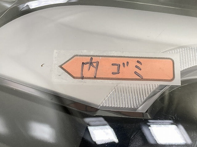 シエンタ MXPC10G/MXPL10G/MXPL15G 純正 右 ヘッドライト/ランプ LED 刻印S1 RH KOITO 52-340 トヨタ(151493)