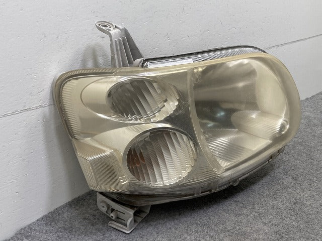 タント L375S/L385S 純正 右 ヘッドライト/ランプ ハロゲン レベライザー RH KOITO 100-51945 ダイハツ(151498)
