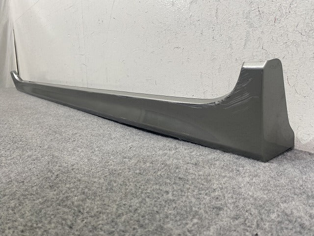 スペーシア カスタム MK54S/MK94S 純正 左 サイドステップ/サイドスカート 77241-53U5 スチールシルバーメタリック ZVC スズキ(151523)