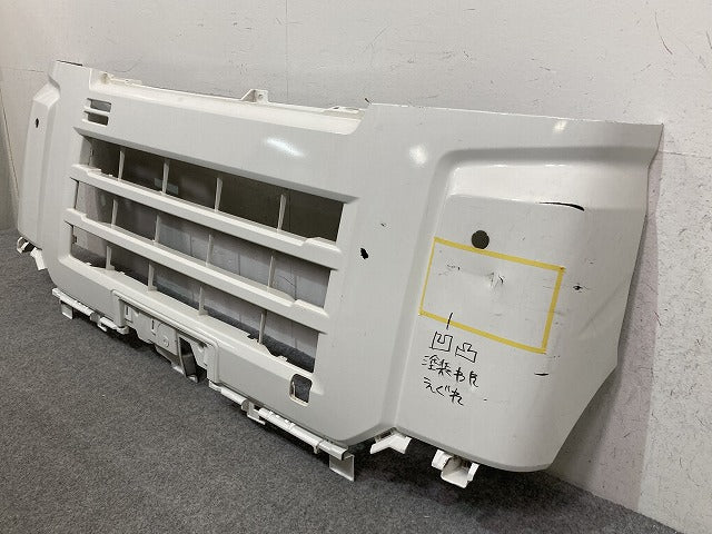 ハイゼット カーゴ S700V/S710V 純正 フロント バンパー 52101-B5020/B5030/B5040 52119-B5220/B5250/B5260 ホワイト W19 ダイハツ(151525)