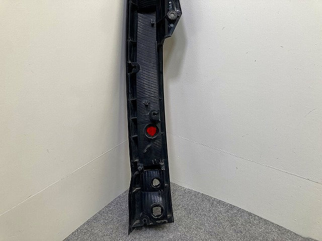 ムーヴ カスタム L175S/L185S 純正 前期 右 テールランプ/ライト/レンズ ハロゲン RH ICHIKOH D050 ダイハツ(151536)