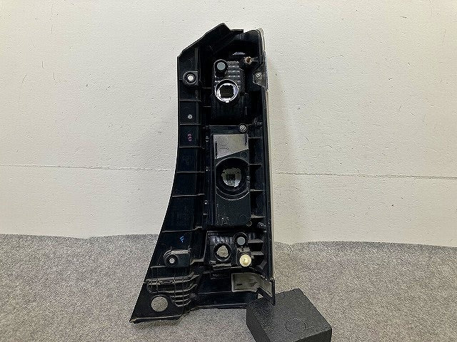 N-BOX/NBOX Nボックス JF1/JF2 純正 前期 左 テールランプ/ライト/レンズ LED 刻印F LH ICHIKOH D106 ホンダ(151542)