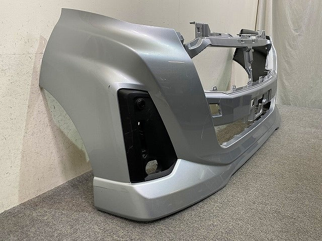 ルーミー/カスタム M900A/M910A 純正 フロント バンパー ソナー付 52119-B1450 ブライトシルバーメタリック S28 トヨタ(151573)