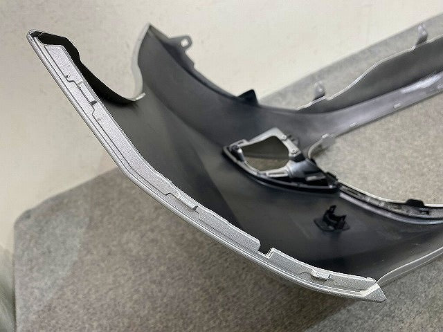 アクア/AQUA MXPK10/MXPK11/MXPK15/MXPK16 純正 フロント バンパー 52119-52D30/40/50 シルバー メタリック トヨタ(151574)