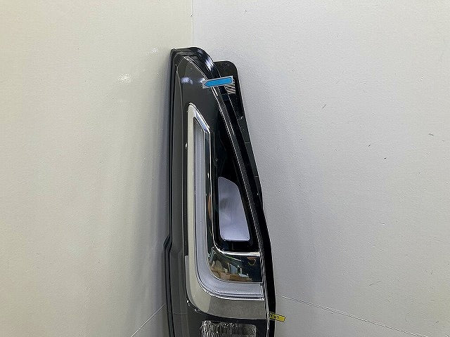 ソリオ バンディット MA27S 純正 左 テールランプ/ライト/レンズ LED LH ICHIKOH D260 スズキ(151584)