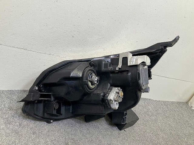ムーヴ カスタム LA100S/LA110S 純正 前期 右 ヘッドライト/ランプ キセノン HID バラスト レベライザー AFS無 RH KOITO 100-51060(151585)