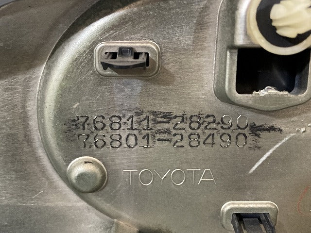 ヴォクシー VOXY 80系 ZRR80 ZRR85 ZWR80W 純正 前期 リア ガーニッシュ バックドアガーニッシュ 76811-28290/76801-28490 トヨタ(151596)