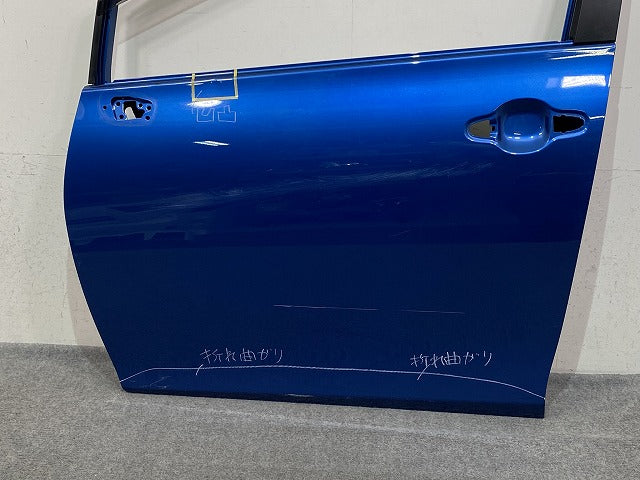 シエンタ 170系/NSP170G/NCP175G/NHP170G 純正 左 フロント ドア バイザー付 LH コバルトブルーメタリック 8T7 トヨタ(151601)
