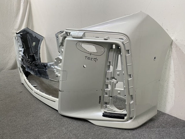 アルファード 30系 AGH30W/AGH35W/GGH30W/GGH35W/AYH30W 純正 後期 フロント バンパー 52119-58610/20 ホワイトパール 070 トヨタ(151606)