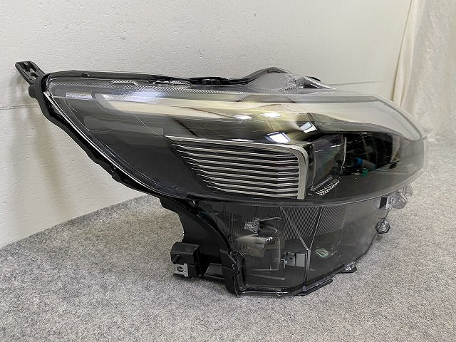 ルークス ハイウェイスター B44A/B45A/B47A/B48A 純正 右 ヘッドライト/ランプ LED レベライザー AFS無 刻印7 KOITO 100-2377Y(151613)