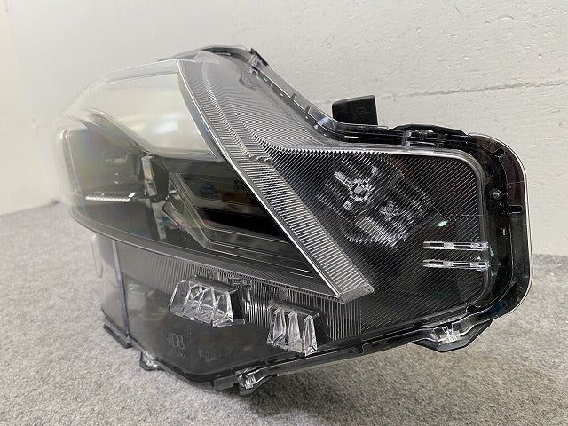ルークス ハイウェイスター B44A/B45A/B47A/B48A 純正 右 ヘッドライト/ランプ LED レベライザー AFS無 刻印7 KOITO 100-2377Y(151613)
