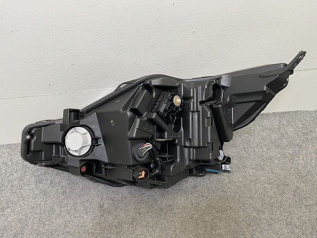 ルークス ハイウェイスター B44A/B45A/B47A/B48A 純正 右 ヘッドライト/ランプ LED レベライザー AFS無 刻印7 KOITO 100-2377Y(151613)