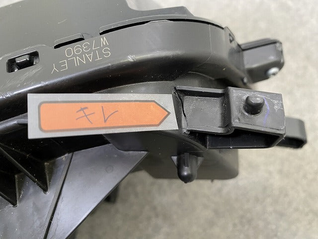 フリード GT1/GT2/GT3/GT4/GT5/GT6/GT7/GT8 純正 左 ヘッドライト/ランプ LED レベライザー AFS無 LH STANLEY W7390 ホンダ(151619)