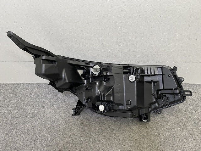 フリード GT1/GT2/GT3/GT4/GT5/GT6/GT7/GT8 純正 左 ヘッドライト/ランプ LED レベライザー AFS無 LH STANLEY W7390 ホンダ(151619)