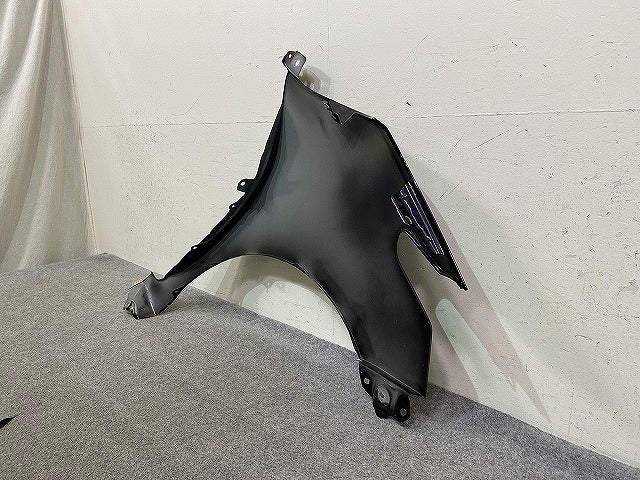 シエンタ 170系/NSP170G/NCP175G ハイブリッド/NHP170G 純正 左 フロント フェンダー クールボルドーガラスフレーク 3T9 トヨタ(151621)