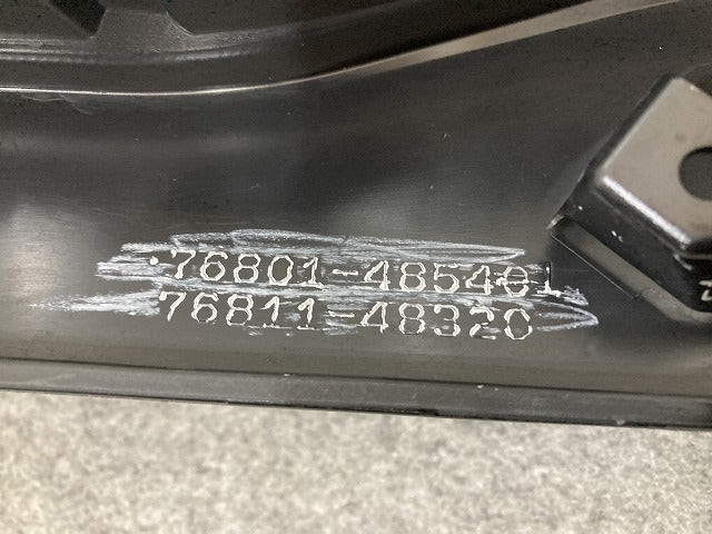 ハリアー 80系 MXUA80/MXUA85/AXUH80/AXUH85 純正 リア ガーニッシュ バックドアガーニッシュ 76801-48541/76811-48320 トヨタ(151655)