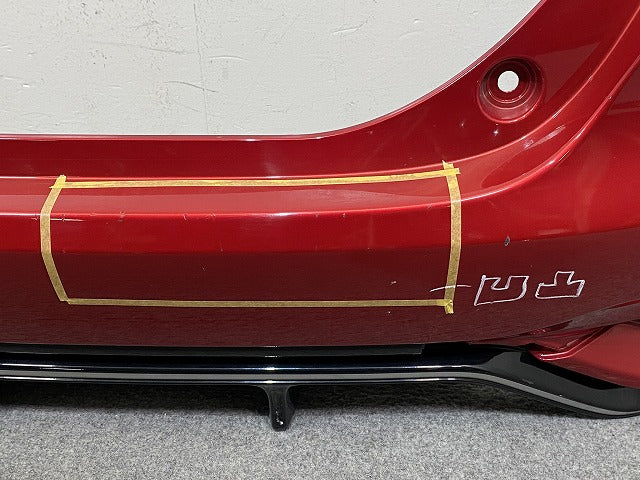 フィット RS GK5 GP5 純正 前期 リア バンパー スポイラー付 71501-T5B-J500 プレミアムクリスタルレッドメタリック R565M ホンダ(151661)