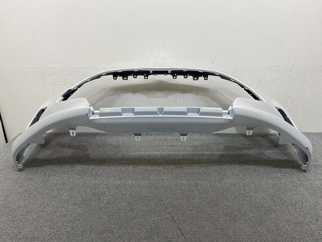 ヤリス KSP210/MXPA10/MXPA15/MXPH10/MXPH15 純正 フロント バンパー 52119-52E70/E80/E90 プラチナホワイトパール 089 トヨタ(151667)