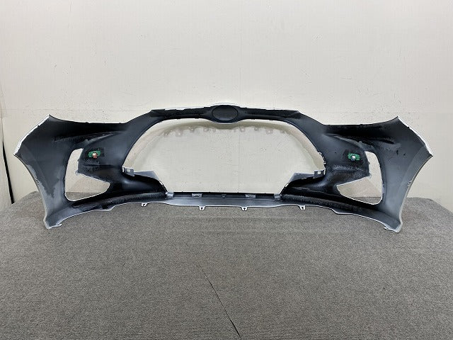 ヤリス KSP210/MXPA10/MXPA15/MXPH10/MXPH15 純正 フロント バンパー 52119-52E70/E80/E90 プラチナホワイトパール 089 トヨタ(151667)