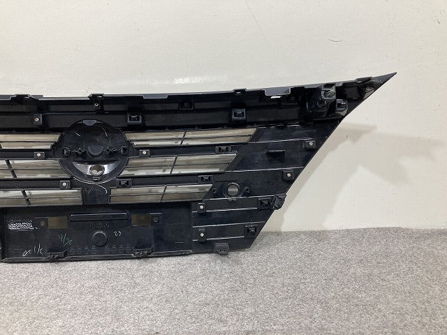 ノート/NOTE E13/SNE13 純正 フロント グリル/ラジエーターグリル 62310 6XV0A オーロラフレアブルーパール RAY 日産(151700)
