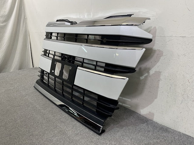 ノア NOAH 90系/MZRA90W/MZRA95W/ZWR90W/ZWR95W 純正 後期 フロント グリル/ラジエーターグリル 53101-V1040/60 ホワイト 089(151702)