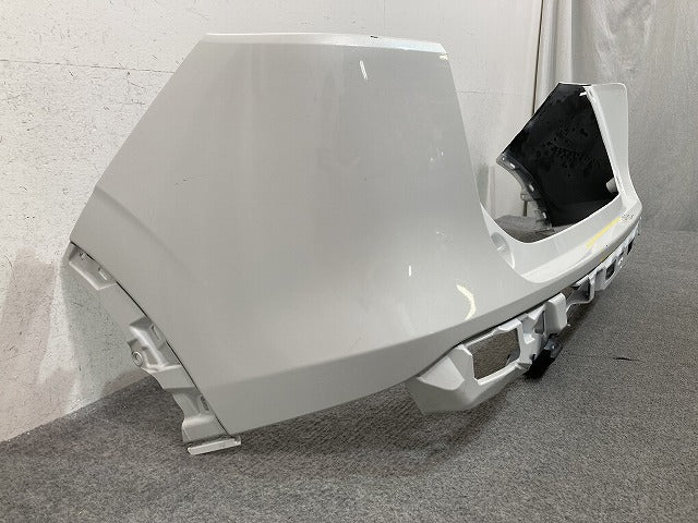 ヴェゼル/VEZEL RV3/RV4/RV5/RV6 純正 リア バンパー Rバンパー 71501-3M0-0000 プラチナホワイトパール NH883P ホンダ(151703)