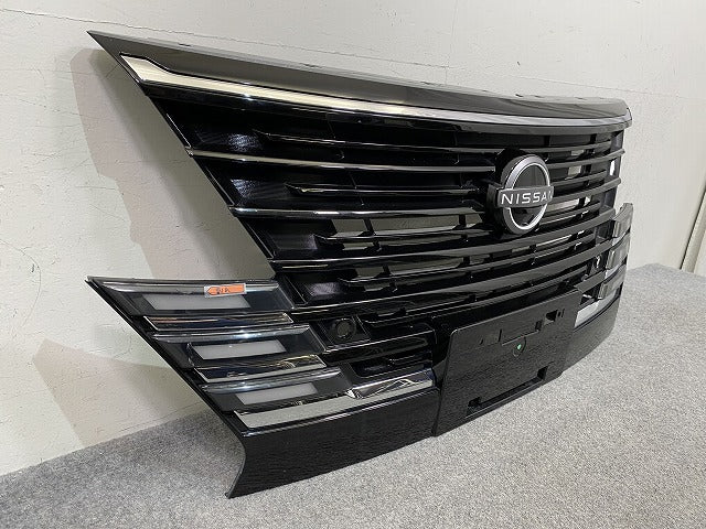 セレナ/ハイウェイスター C28/FC28/FNC28 GFC28 純正 前期 フロント グリル/ラジエーターグリル 62310 7DF0A ブラック 日産(151736)