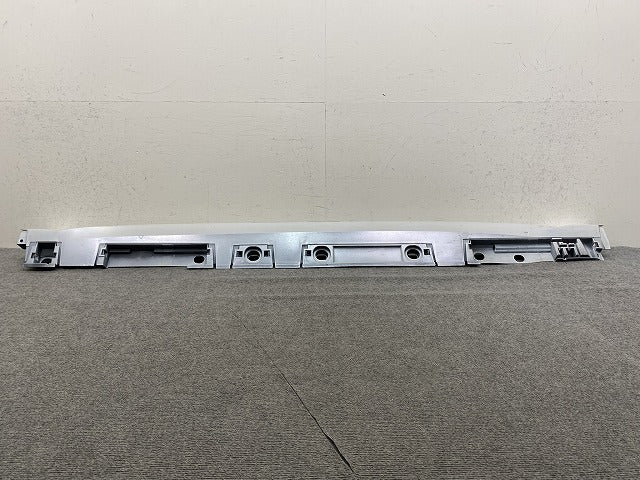 カローラ スポーツ 210系 NRE210H/NRE214H/ZWE211H/ZWE213H 純正 右 サイドステップ/サイドスカート RH 75850-12090 ホワイト 089(151737)