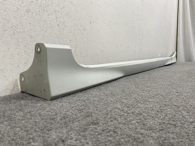 スペーシア カスタム MK53S 純正 左 サイドステップ/サイドスカート LH 77240-79R5 ピュアホワイトパール ZVR スズキ(151740)