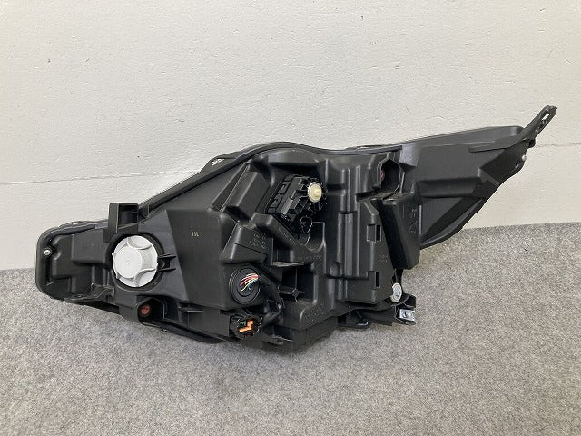 ルークス ハイウェイスター B44A/B45A/B47A/B48A 純正 右 ヘッドライト/ランプ LED レベライザー AFS無 ICHIKOH 100-2377Y 日産(151761)