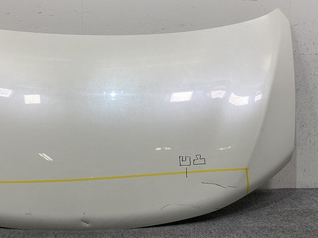セレナ ハイウェイスター C26/FC26/FNC26/NC26//HC26/HFC26 純正 ボンネット/エンジンフード ホワイト メタリック 日産(151762)