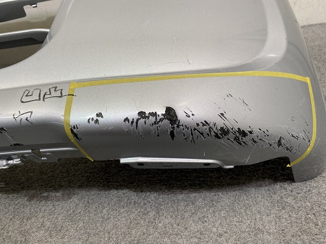 タント LA650S/LA660S 純正 フロント バンパー Fバンパー 52119-B2F70/52119-B2F80 ブライトシルバーメタリック S28 ダイハツ(151785)