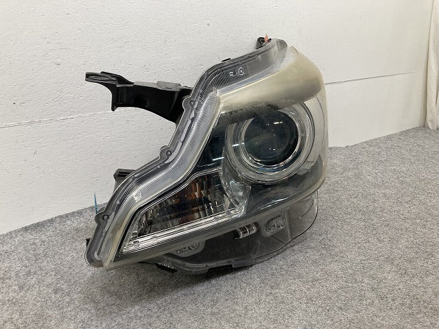 スペーシア カスタム MK32S/MK42S 8t 純正 左 ヘッドライト/ランプ キセノン HID レベライザー バラスト AFS無 LH ICHIKOH 1872(151791)